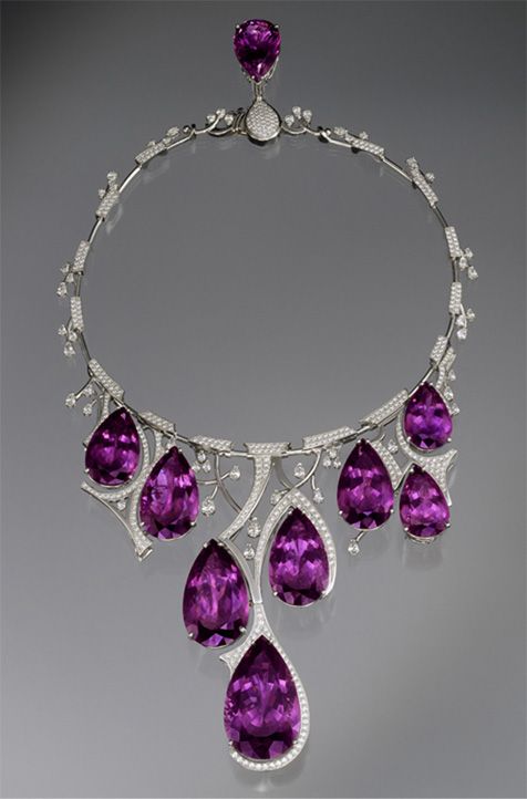 amethyst jewelry amethyst necklace designed by ernesto moreira - on display in the gem  vault, the KDEVXAF
