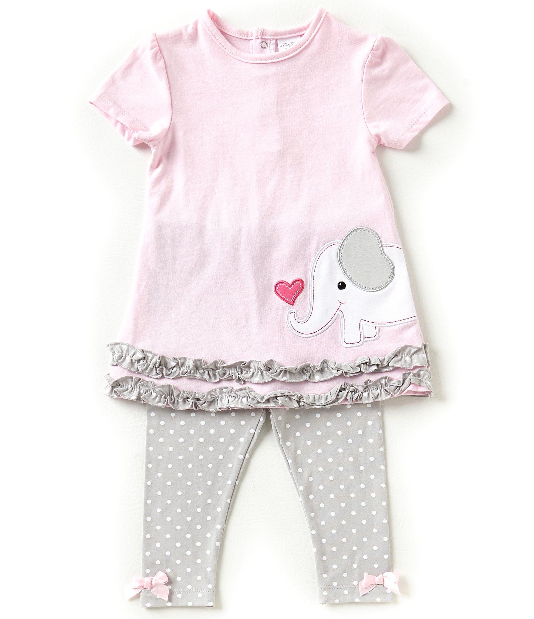 Find the best baby girl clothing for your little one