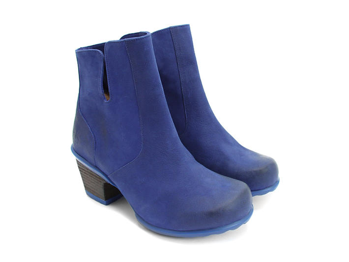 blue boots rosy yaplrpa
