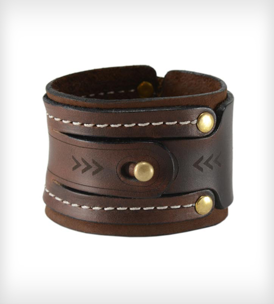 dual lock leather cuff bracelet | this dual lock leather cuff bracelet is  handcrafted vplelmh
