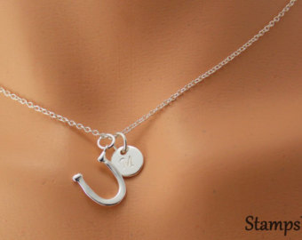 horseshoe necklace, horse shoe necklace, horseshoe charm, horseshoe  pendant, horse shoe charm kqmlgqt