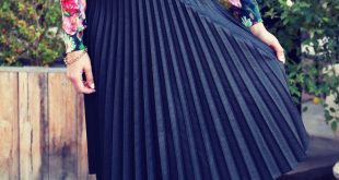 how to wear a pleated skirt | video | popsugar fashion jjcjcec