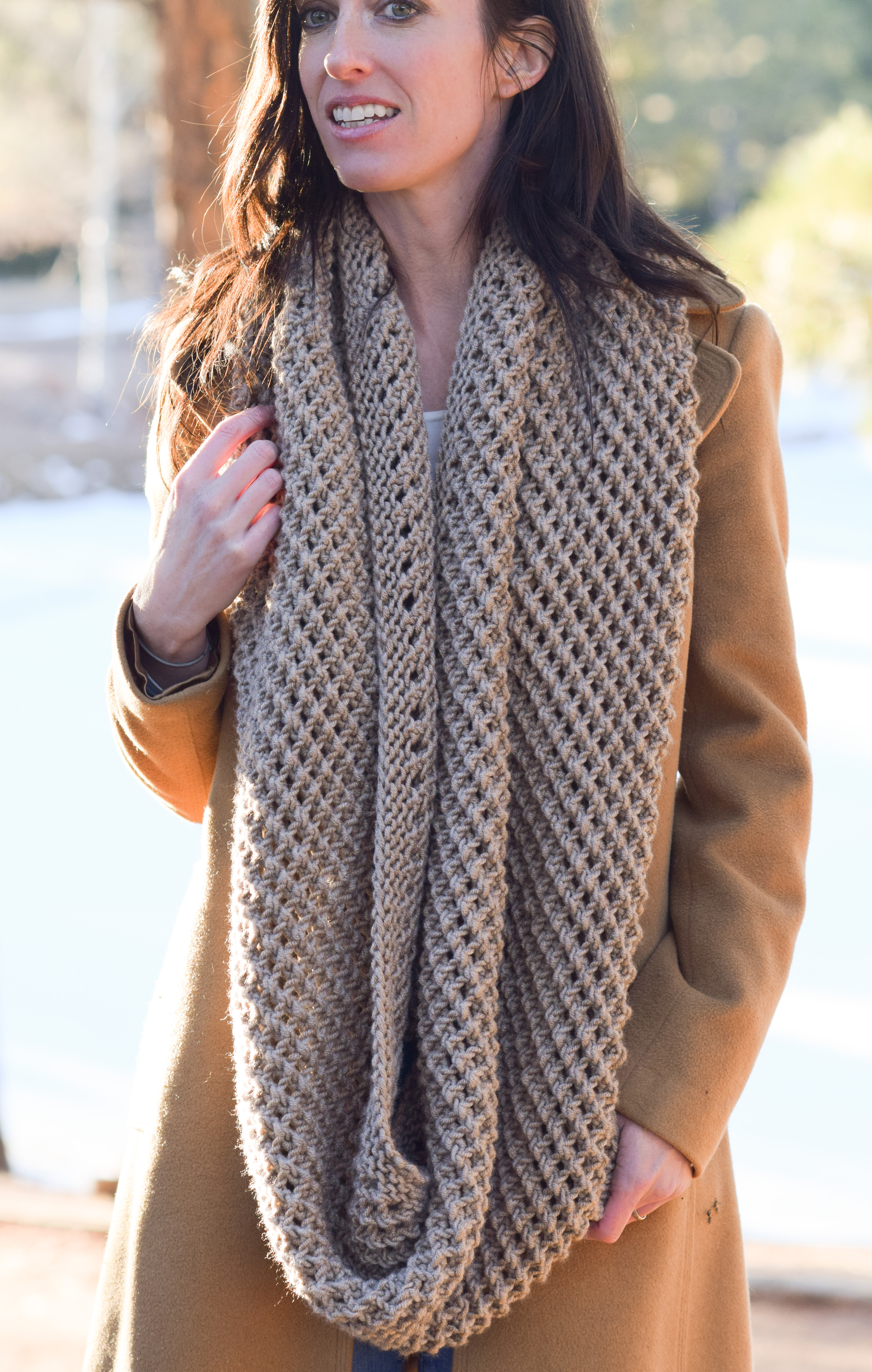 Knitted Scarves: Making You Look Beautiful