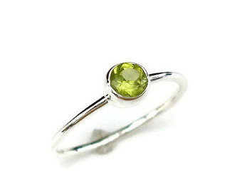 peridot rings peridot stacking ring, august birthstone jewellery, peridot ring, dainty  simple stone stacking ring fhoedmn