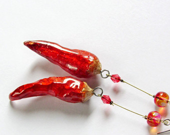 red earrings christmas red dangle with chili pepper jewelry natural dried red pepper  resin earring, red minctne