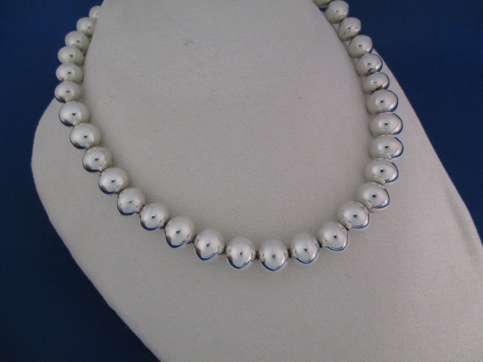 shorter sterling silver bead necklace by navajo jewelry artists, gene u0026  martha jackson photo mbwczvz