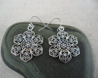 silver flower earrings - gypsy boho chic jewelry - silver filigree earrings  - bohemian mjjdktm