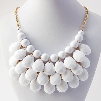 teardrop bib necklace, drop necklace, bead necklace, white necklace, white  teardrop necklace toqdowa