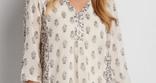 the perfect peasant blouse with button down neckline in floral print joexvox