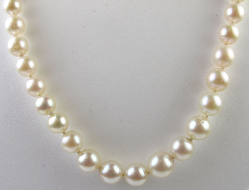 vintage mikimoto graduated cultured pearl necklace / strand znuebcg