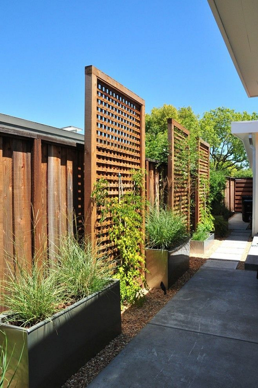 Simple and creative ideas for landscaping small backyards 1