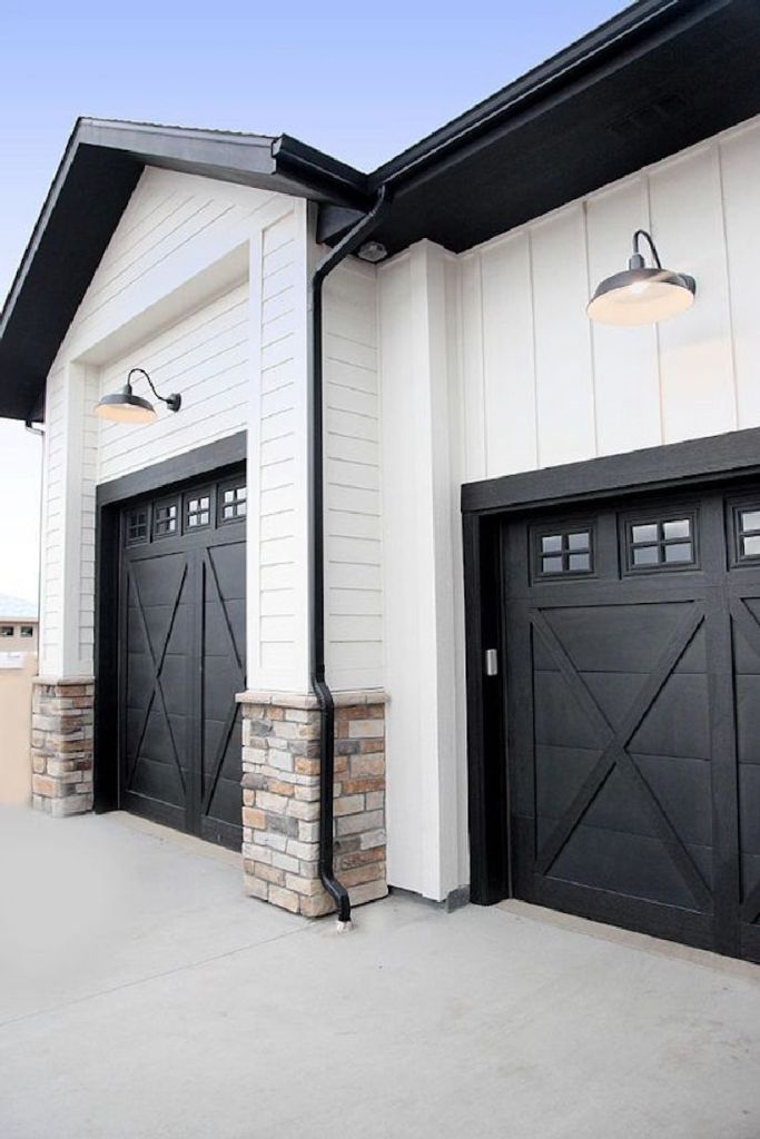 Popular contemporary garage door design 9