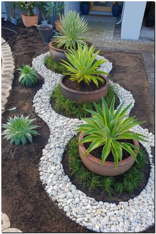 33 great design ideas for landscaping in the front yard 14