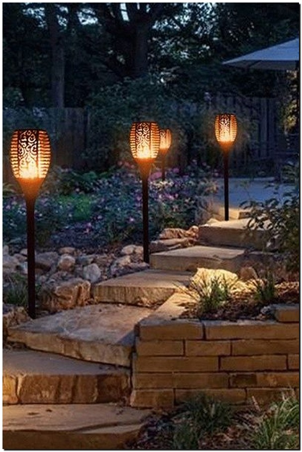 35 beautiful ideas for garden lighting 27
