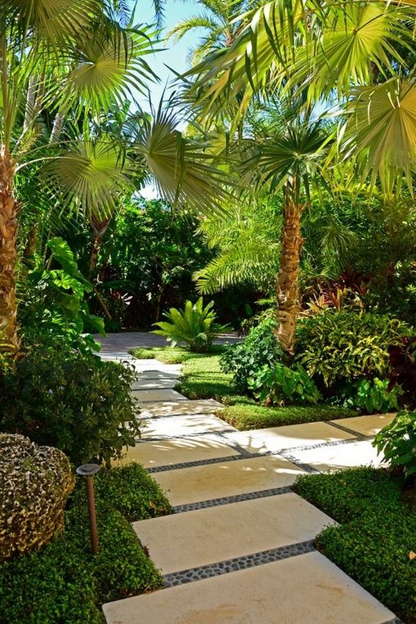 50 Attractive Tropical Landscaping Ideas to Freshen Up Your Garden 48