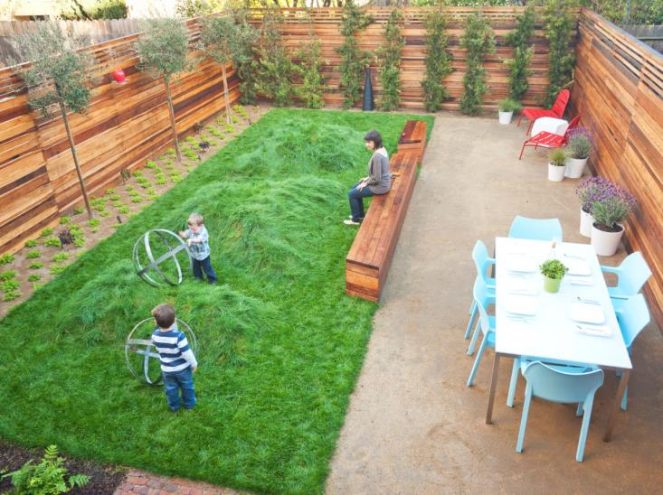 20 Aesthetic and Family-Friendly Backyard Ide