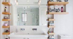 15 Bathroom Shelf Ideas For a More Organized Ho
