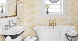 28 Bathroom Wallpaper Ideas - Best Wallpapers for Bathroo