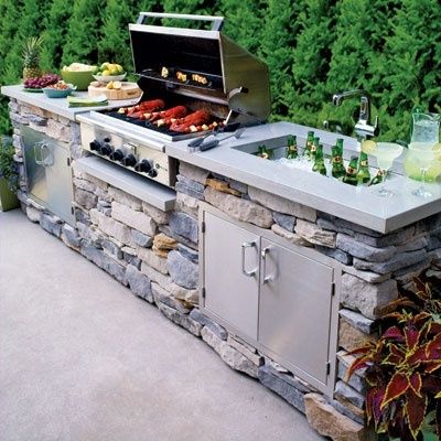 nice outdoor BBQ area | Outdoor kitchen, Outdoor kitchen design .