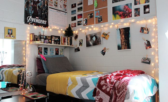 Dorm Decoration Tips for a College Student's Dorm Room | Start .