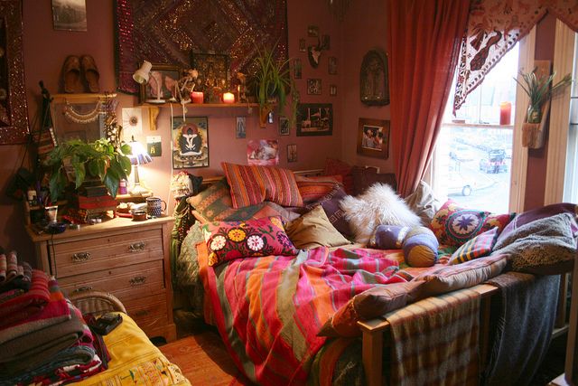 My room with new blanky | Room inspiration, Vintage room, Bedroom .