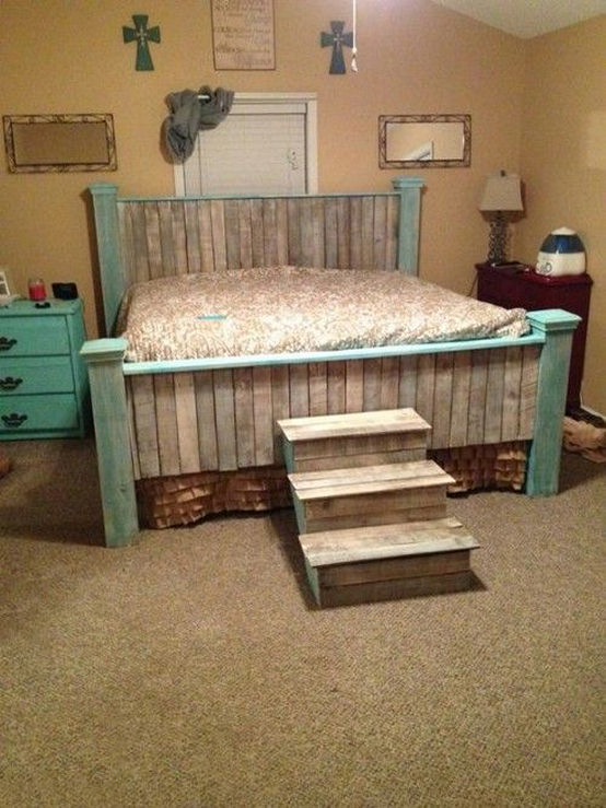 Decorate Your Bedroom With Rustic Touch
