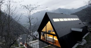 Extraordinary House Design with Extraordinary Views of Pyrene