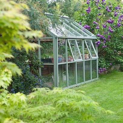 30 DIY Backyard Greenhouses - How to Make a Greenhou