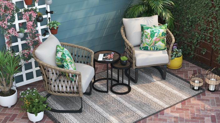 4 Easy Ways to Update Your Small Outdoor Spa