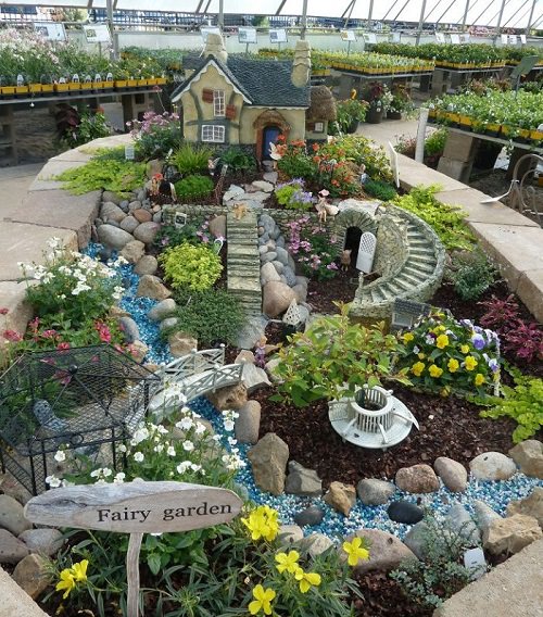 Magical Fairy Garden Ideas You & Your Kids Will Love | Balcony .