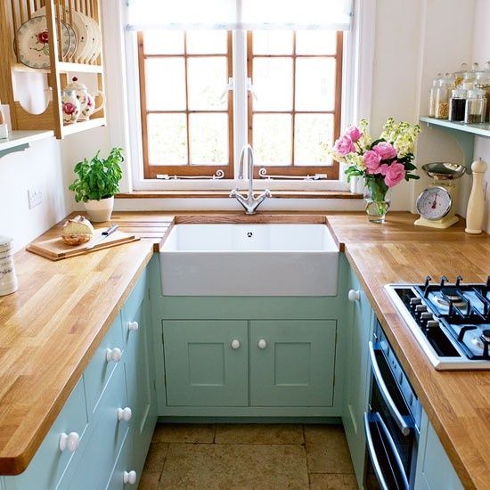 Love the colour | Kitchen design small, Tiny house kitchen .