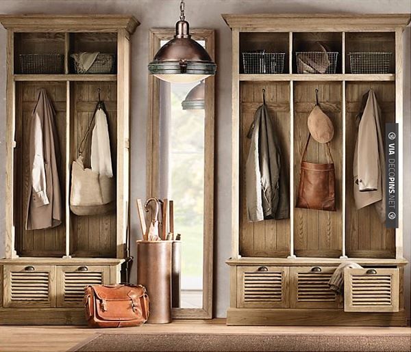 Rustic Mountain house mud room | Home, Entry lockers, Mudro