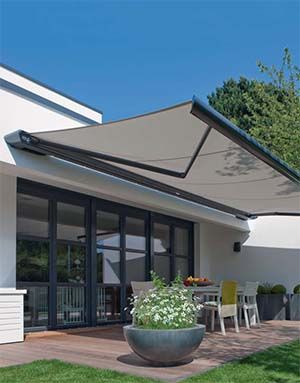 Retractable Awning Design