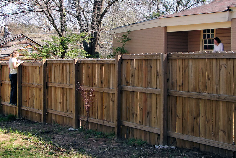 Pricing Guide: How Much Does a Privacy Fence Cost? - Lawnstart